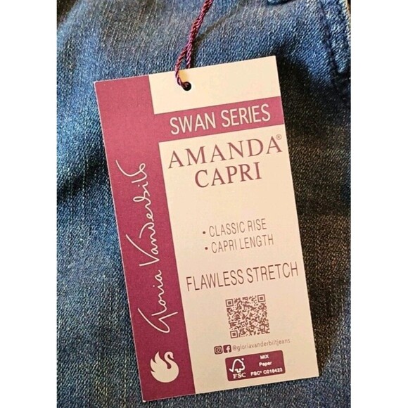 Gloria Vanderbilt Amanda Denim Capri Cropped Jeans 20W Stretch Swan Series New - Picture 5 of 13